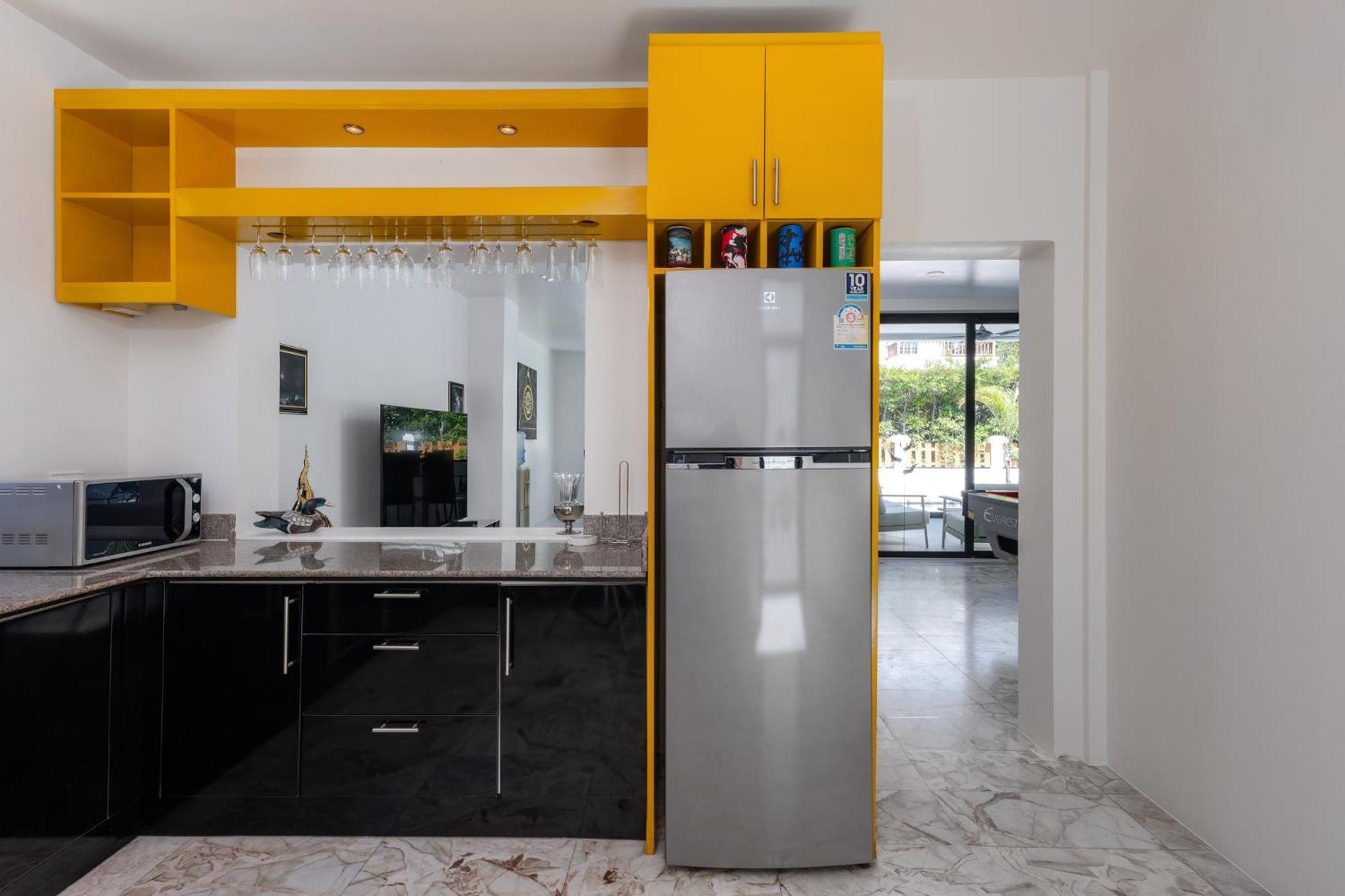 Stunning Villa With Pool And Tropical Garden ホアヒン郡 エクステリア 写真